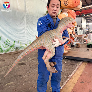 Marioneta de Mano de Dinosaurio Animatrónico Realista, el Juguete de Interior Más Popular para Niños en Centros Comerciales, Parques de Aventuras, Aeropuertos y Guarderías - Product Image 1