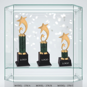 ถ้วยรางวัลโลหะตกแต่งอย่างประณีต เหมาะสำหรับสโมสรกีฬา โรงเรียน มหาวิทยาลัย และพิธีมอบรางวัลขององค์กร - Product Image 1