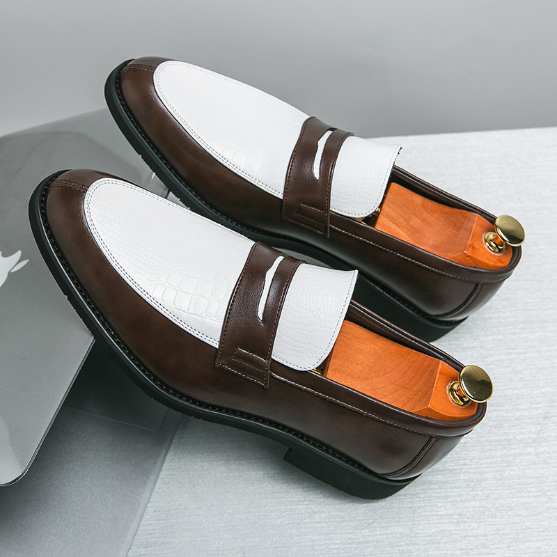 white christmas dresses Mens Casual Black Sneakers | Everyday Style main image 0