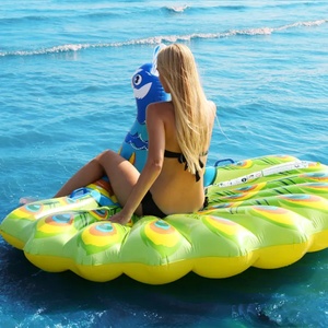 Île flottante gonflable en forme de paon pour piscine - Product Image 4