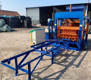 Автоматический станок для производства блоков <span class=keywords><strong>QT5</strong></span>-<span class=keywords><strong>15</strong></span>: малогабаритный, для изготовления пустотелых цементных, бетонных, цветных тротуарных и строительных блоков/кирпичей - Product Image 4