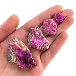 Recién llegados Especímenes de minerales preciosos naturales Cobaltocalcita sin calentar Rosa Cobalto rojo Calcita Piedra cruda para la venta - Product Image 3