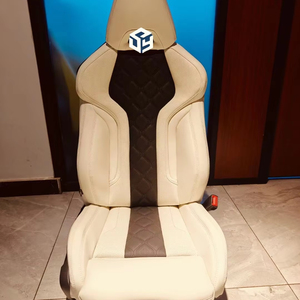 2025 nuovo coprisedile auto in pelle Nappa bianca con Set completo personalizzato sportivo per <span class=keywords><strong>coprisedili</strong></span> resistenti all'usura a quattro stagioni <span class=keywords><strong>BMW</strong></span> - Product Image 1