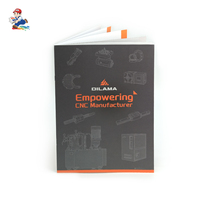 Brochure de produit imprimée numériquement, reliée à cheval, papier kraft, pelliculage brillant, estampage à froid UV 3D, format personnalisé