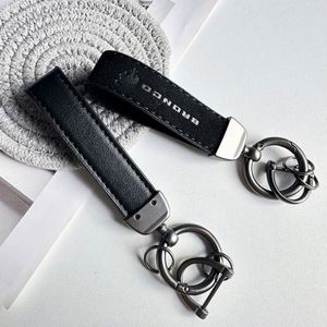 Llavero de Cuero PU Genuino con Logotipo Personalizado al por Mayor, con Hebilla de Herradura, Soporte Metálico para Llaves de Coche, Regalo - Product Image 3