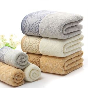Serviettes de bain de plage en fibre de bambou de luxe en gros, 70 * 140 cm - Product Image 3