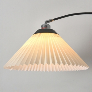 Lámpara de Pie de Hierro Minimalista de Estilo Nórdico con LED para Sala de Estar y Dormitorio, Luz Nocturna Decorativa - Product Image 3