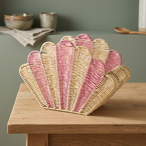 Panier de rangement en osier Nhat Minh, forme de coquille, rose, fibre naturelle, style côtier, durable, fait main au Vietnam - Product Image 3