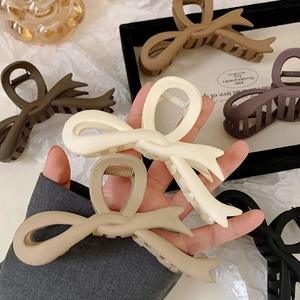 กิ๊บหนีบผมรูปโบว์ขนาดใหญ่12ซม. ดีไซน์ใหม่ทำจากอะคริลิคสำหรับผู้หญิงรูปทรงโบว์ฝรั่งเศสสีน้ำตาลเข้มอุปกรณ์ตกแต่งผม - Product Image 2