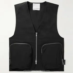 Custom V neck 2 patch pockets utility gilet crinkled shell cargo vest for men