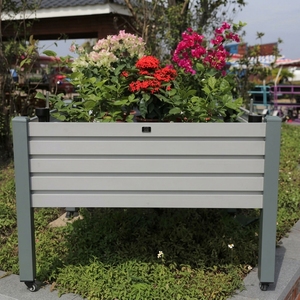 Fioriera Mobile in Lega di Alluminio con Ruote Girevoli per Esterni, Patio e Giardino - Product Image 3