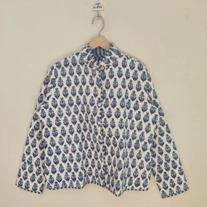 เสื้อแจ็คเก็ตผ้าฝ้ายลายดอกไม้แบบสองด้านสำหรับผู้หญิง สไตล์แฟชั่น งานปักคันธา เหมาะสำหรับฤดูหนาวและฤดูร้อน สไตล์โบฮีเมียน แบบยาวและแบบสั้น - Product Image 1