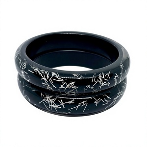 Ensemble de bracelets en résine céramique bleu et blanc de qualité supérieure 2026 – Bijoux de mode unisexe élégants et uniques pour femme, parfaits pour les fêtes - Product Image 2