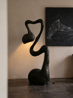 Glasfaser Skulpturale Stehlampe Abstrakte Kunst Skulptur Bodenleuchte FRP Gebogene Stehlampe für Wohnzimmer Villa Hotel