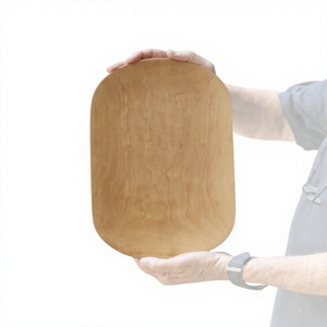 Assiettes de service rondes en bois faites à la main, design classique poli, écologiques, compatibles lave-vaisselle, pour cadeaux - Product Image 3