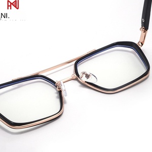 <span class=keywords><strong>Gafas</strong></span> para miopía antiluz azul para hombre, montura grande, de doble haz espejo plano, <span class=keywords><strong>estilo</strong></span> <span class=keywords><strong>Iron</strong></span> <span class=keywords><strong>Man</strong></span> Chen Weiting, ópticas de moda K0039 - Product Image 4