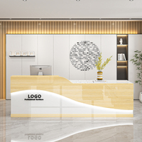 Comptoir de réception rectangulaire en marbre gris avec logo personnalisé, comptoirs de paiement modernes pour salon avec éclairage LED