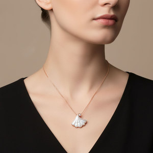 คอลเลคชั่นใหม่ สร้อยคอไข่มุกขาวธรรมชาติสุดหรู ประดับเพชรแท้ธรรมชาติ ทองคำแท้ 18K - Product Image 6