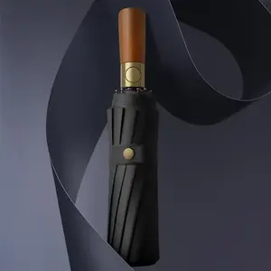 <span class=keywords><strong>Parapluie</strong></span> <span class=keywords><strong>pliant</strong></span> extra large personnalisé, résistant au vent, pour hommes d'affaires, <span class=keywords><strong>parapluie</strong></span> <span class=keywords><strong>pliant</strong></span> automatique avec poignée en bois, résistant au vent - Product Image 1