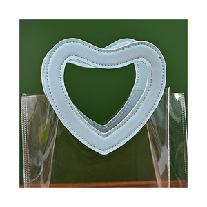 20*18*10cm Custom New Fashion Transparent Lady <strong>Cosmetic</strong> PVC Gift Tote Travel <strong>Bag</strong> clear Makeup Pouch with Heart Handle - Product Image 6