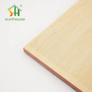 Sunhouse de alta calidad chapa natural de madera poliéster roble Akupanel oficinas panel perforado de madera insonorizado