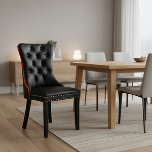 Chaise de salle à manger capitonnée en velours PU de la collection Nikki de DB A&A Furniture, base en bois massif, design moderne - Product Image 2