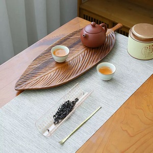 Plateau en bois de noyer noir fait main pour servir le thé, le café, usage hôtelier - Product Image 1