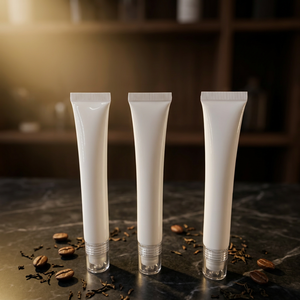 En stock, pequeña cantidad disponible, tubo cosmético de plástico blanco de 19 mm con cabezal de masaje con bola para crema de ojos. - Product Image 4