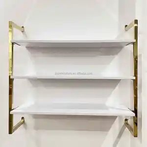 Özelleştirilmiş ayakkabı teşhir standı alışveriş merkezi pencere cüzdan duvara monte altın paslanmaz çelik MDF ayakkabı çantası ekran rafları üç kat