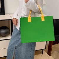 Tas Tote Polyester Felt Logo Kustom untuk Iklan Perusahaan, Tas Promosi Kapasitas Besar, Dapat Dilipat, Ramah Lingkungan, Tas Hadiah