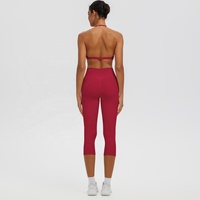 Ensemble de yoga 2 pièces : Soutien-gorge de sport dos nu à col halter anti-humidité et pantalon capri taille haute