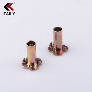 Écrou en T à quatre griffes en acier galvanisé DIN1624 insert de meubles en bois écrou en T à quatre dents - Product Image 5