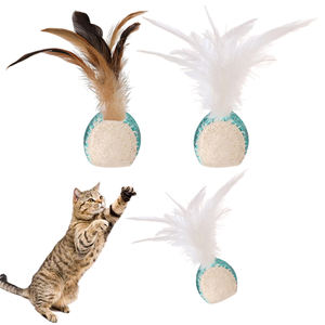 Juguete para Gatos 100% Natural de Luffa y Plumas de Gallina Elásticas, Pelota de Plumas para Gatos, Juguete de Autoentretenimiento para Mascotas, Juguete con Hierba Gatera y Plumas para Estimular a Gatos - Product Image 1