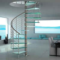 Escalier en spirale extérieur, escalier en spirale noir avec revêtement en poudre