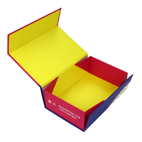 Boîte cadeau magnétique pliable en papier rigide sur mesure pour vêtements, conception gratuite