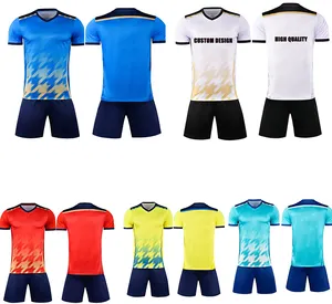 Jersey sepak bola thailand kosong moq rendah kualitas tinggi set jersey sepak bola logo khusus untuk pria