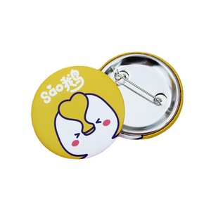 Alfiler de solapa de resina epoxi Bobbi Dome personalizado Bedazzled Alfileres personalizados chapados en oro <span class=keywords><strong>para</strong></span> bebés - Product Image 2