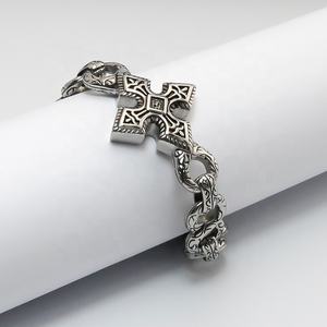 독특한 보석 스테인레스 스틸 복고풍 스타일 록 성격 체인 링크 크로스 참 팔찌 남성용 크로스 체인 링크 팔찌 - Product Image 3