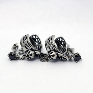 Pendientes de aro con forma de calavera con alas yunnique, cadena de acero de titanio 316, estilo punk, joyería de moda europea y americana - Product Image 5