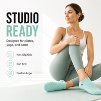 Chaussettes de Pilates KTS312 OEM avec logo personnalisé, semelle texturée antidérapante, chaussettes de sport antidérapantes pour femmes, chaussettes de fitness, de yoga et de saut