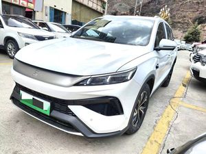 BYD Song Pro <span class=keywords><strong>SUV</strong></span> 2025, Híbrido Enchufable, Tracción Delantera, 5 Plazas, Vehículo de Nueva Energía con Batería de 110 kWh y 700 km de Autonomía - Product Image 2