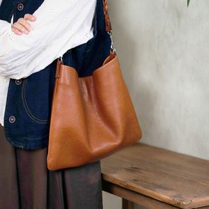 Bolso Tote de Cuero Vacuno de Primera Calidad, Color Café, con Cierre Magnético, para Uso Diario, Bolso de Hombro de Gran Capacidad para Mujer - Product Image 2