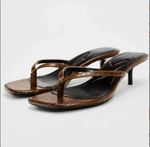 Sandales à talons carrés pour femmes, style français, noires, à lanières, ouvertes, sans talon, mode été - Product Image 3