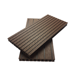 Bon prix rainuré poncé Wpc Decking/revêtement pour cour - Product Image 1