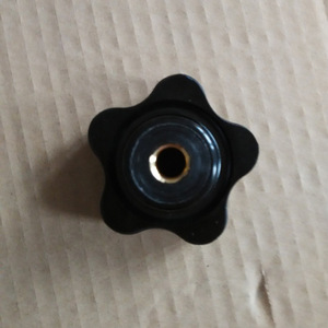 ด้ามจับเพอร์เพทชวล คราวน์ สตาร์ M10x40 เหล็กกล้ามาตรฐาน - Product Image 1