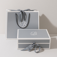 Échantillon Gratuit Portable OEM Boîte Cadeau Pliable en Carton Rectangulaire Personnalisée avec Ruban, Emballage Plat Magnétique