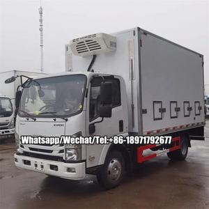 Camion Isuzu pour la livraison de poussins d'un jour, véhicule de livraison de poussins, 4x2, transport de poussins vivants, camion de transport de volaille - Product Image 2