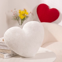 Oreiller en peluche doux en forme d'amour de haute qualité dans le jouet en peluche de conception de coeur