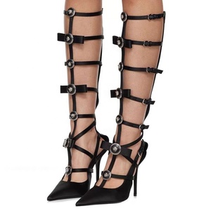 Sandales à talons aiguilles pour femmes avec boucles à nœuds et ornements métalliques, à bride en T longue, en satin, pour l'été, chaussures habillées - Product Image 1