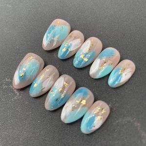 <span class=keywords><strong>Uñas</strong></span> Postizas Hechas a Mano de Alta Calidad al por Mayor, Forma de Almendra, Estilo Francés Irregular Pintado a Mano en <span class=keywords><strong>Azul</strong></span>, Reutilizables - Product Image 3